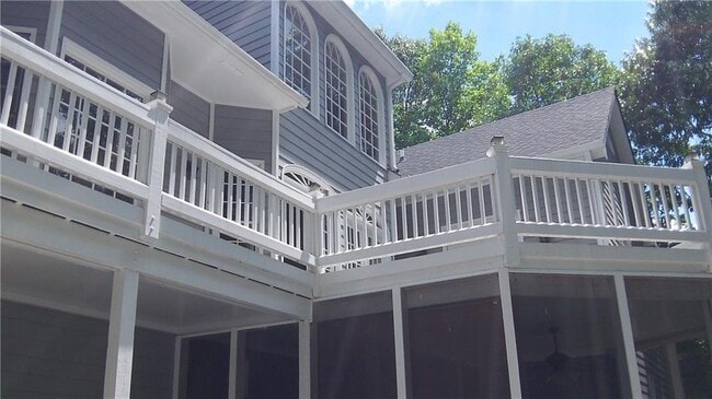 Building Photo - 1510 Maplewood Ct