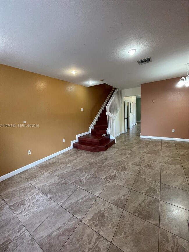 Foto del edificio - 8500 SW 150th Ave