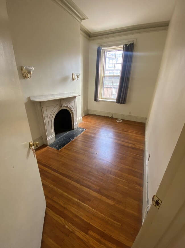 24 Marlborough St Unit 1, Boston, MA 02116 - Apartments in Boston, MA ...