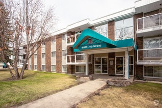 Building Photo - Queen Mary Apartments