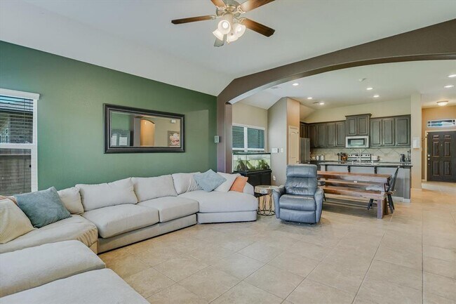 Foto del edificio - 301 Marklawn Ln