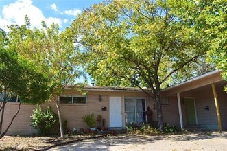 Building Photo - 2310 Rebel Rd