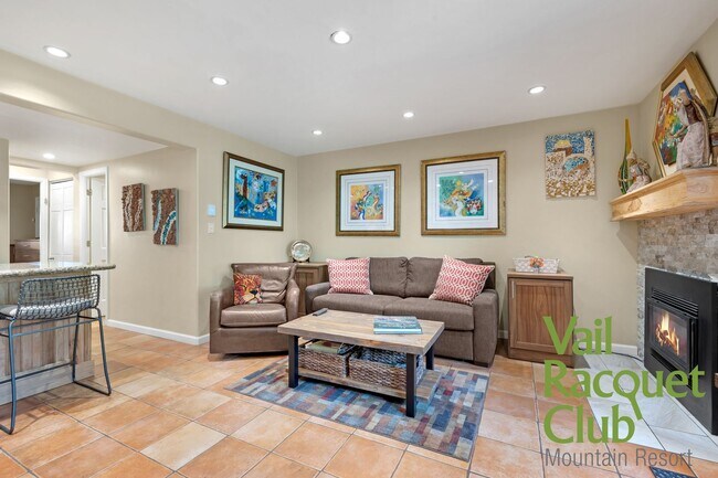 Foto del edificio - 4600 Vail Racquet Club Dr