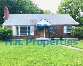 Building Photo - 126 Cottage Ln