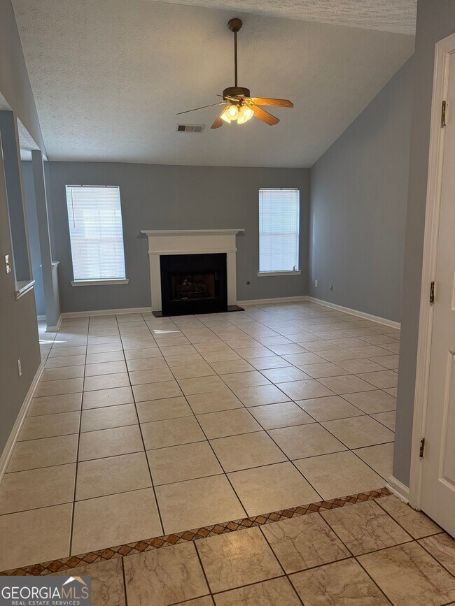 Foto del edificio - 135 Plantation Blvd