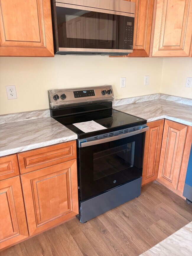 Building Photo - 509 Highland Park Dr