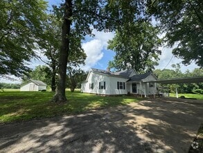 Building Photo - 381 Pair Rd