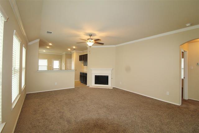 Foto del edificio - 8472 Gentian Dr