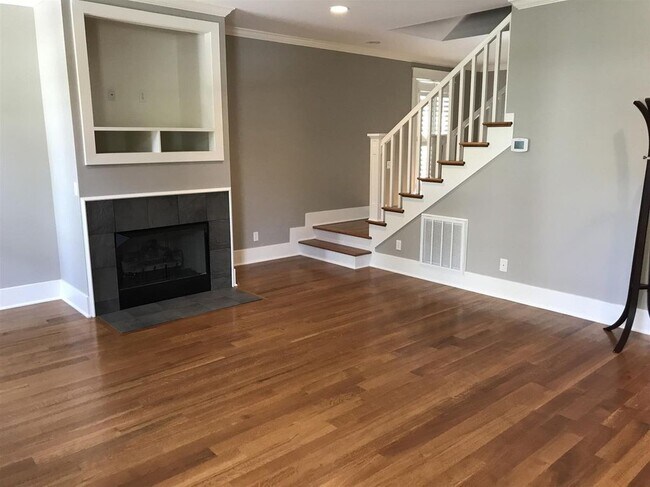 Foto del edificio - 914 Evans St