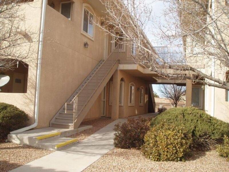 Foto principal - 6800 Vista Del Norte Dr NE
