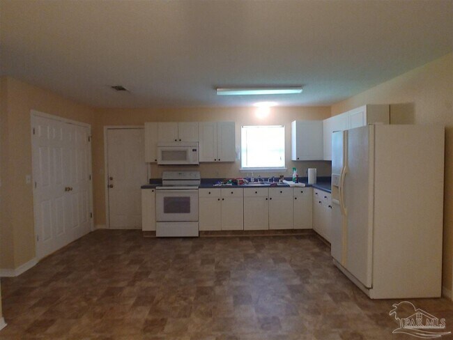 Foto del edificio - 4776 Eva Dr