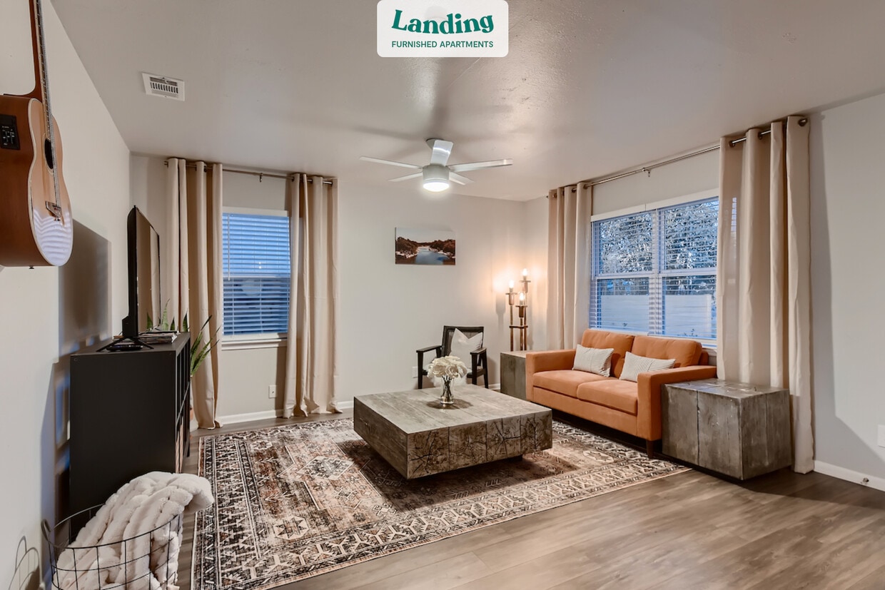 808 West St Unit B.1338372, TX 78626 Room for Rent in