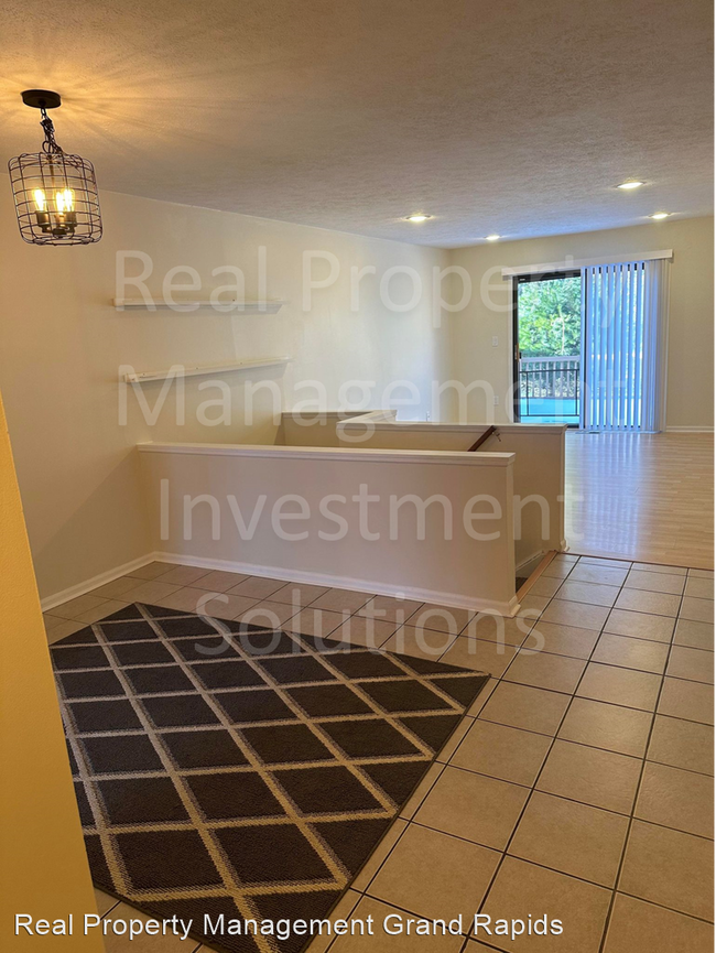 Foto del edificio - 2 br, 1 bath House - 2635 Chatham Woods Dr...