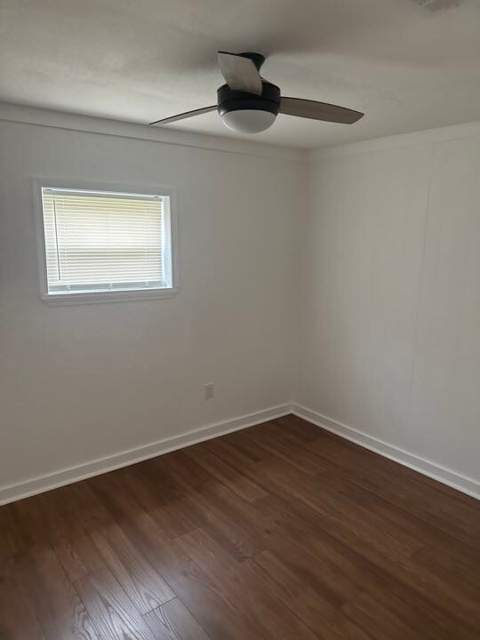 Front Room - 1032 Oak Ave
