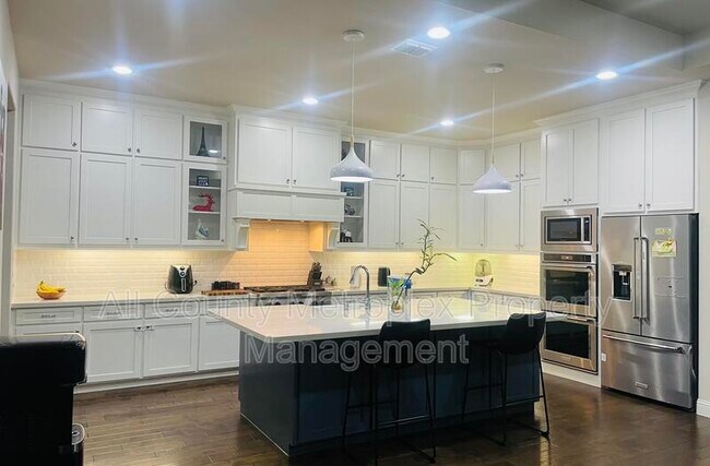 Foto del edificio - 1766 Tumblegrass Rd