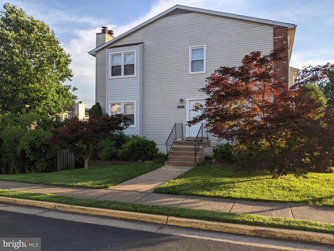 Building Photo - 3036 White Birch Ct