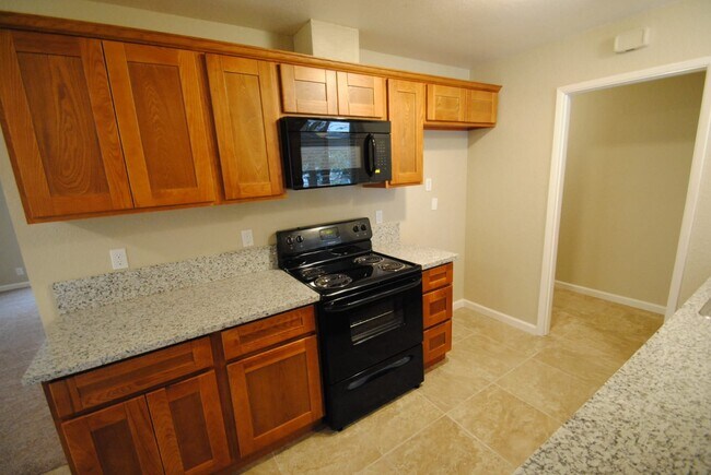 Foto del edificio - 7970 Oak Ave