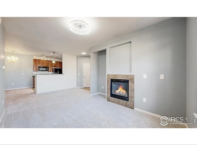 Foto del edificio - 1465 Blue Sky Cir