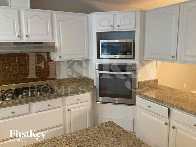 Building Photo - 4845 W Las Palmaritas Dr