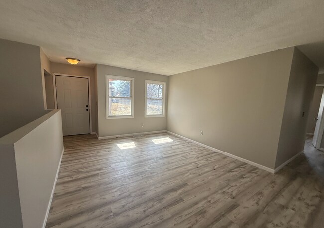 Building Photo - 8233 Douglas Ln N