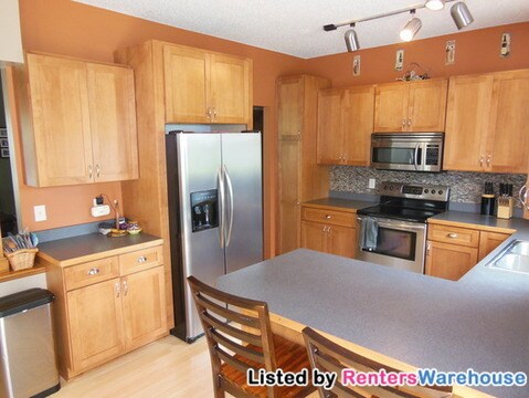 Building Photo - 6487 E Laketowne Dr