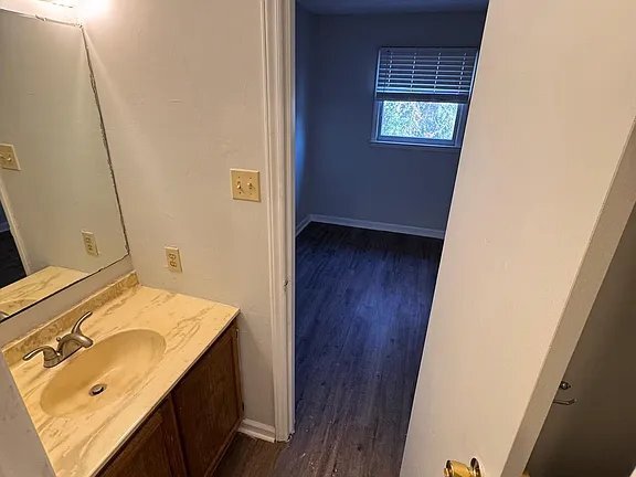 Foto del edificio - 516 34th Ave N