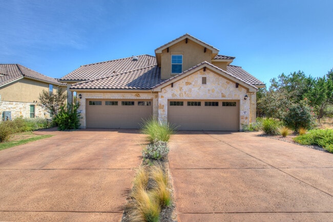 Photo - 405 S Meadowlark St (Lakeway, TX) Apartment