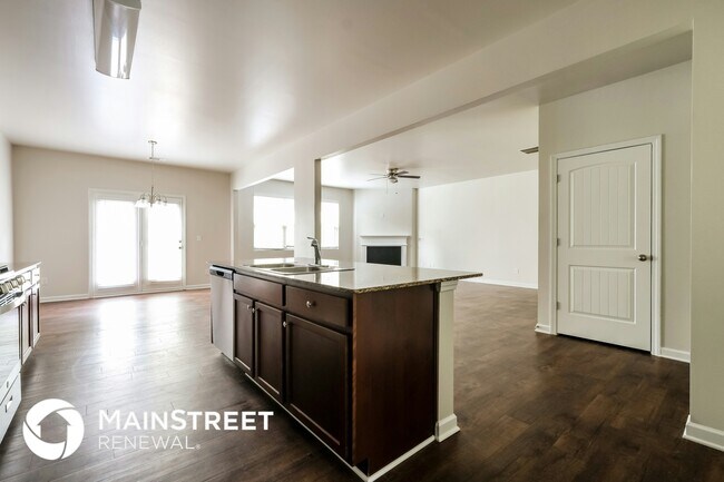 Foto del edificio - 207 Hollyhock Ln