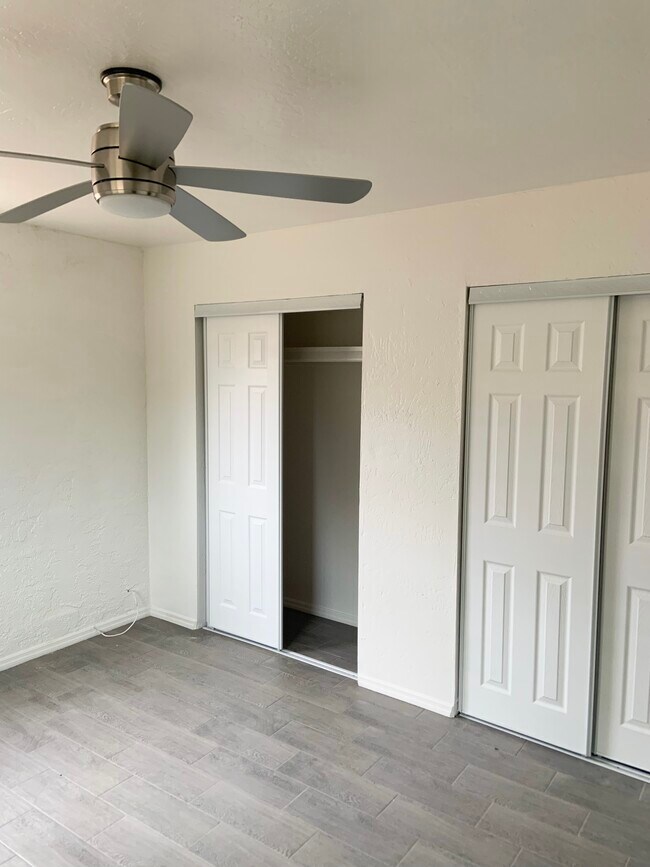 Foto del edificio - 2520 W Vista Ave