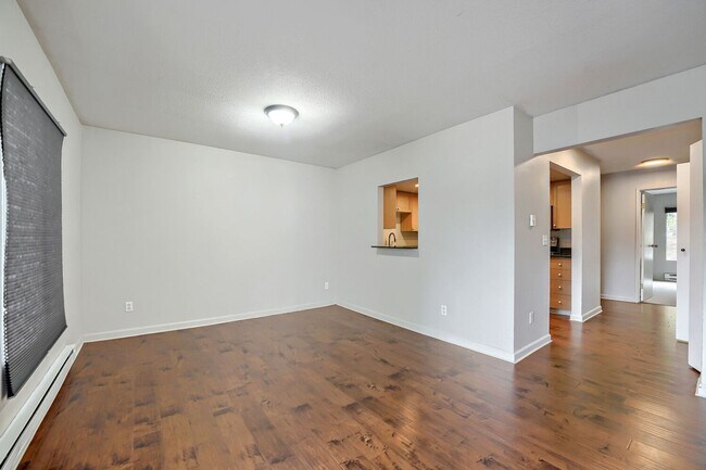 Foto del edificio - 10424 NE 32nd Pl