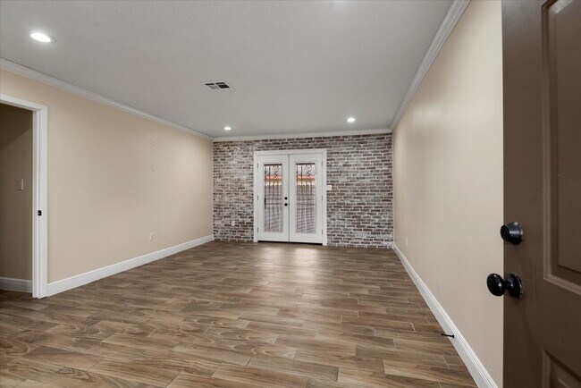 Foto del edificio - 5018 Wilmington St