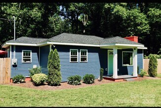 Building Photo - 1760 Shearer Rd
