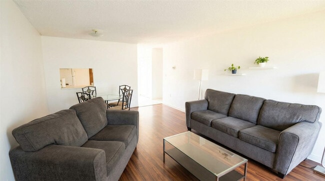 Foto del edificio - 505 NW 177th St