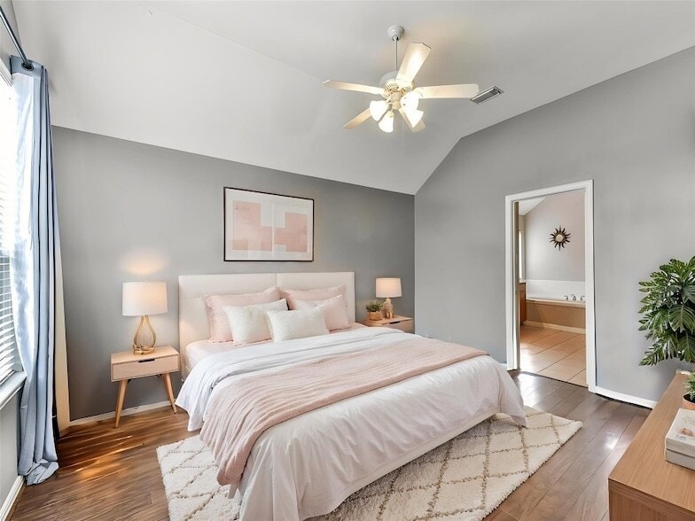 Foto del edificio - 7611 Waterlilly Ln