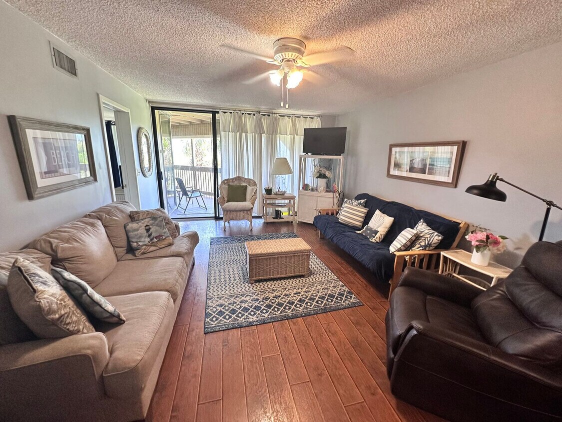 Foto principal - 200 Ocean Hibiscus Dr