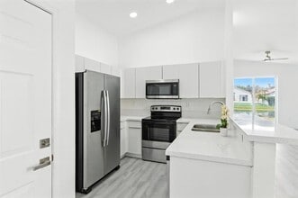 Building Photo - 18650 SW 28th Ct