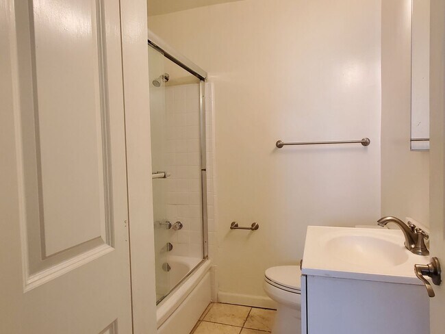 Foto del edificio - 255 N Third St