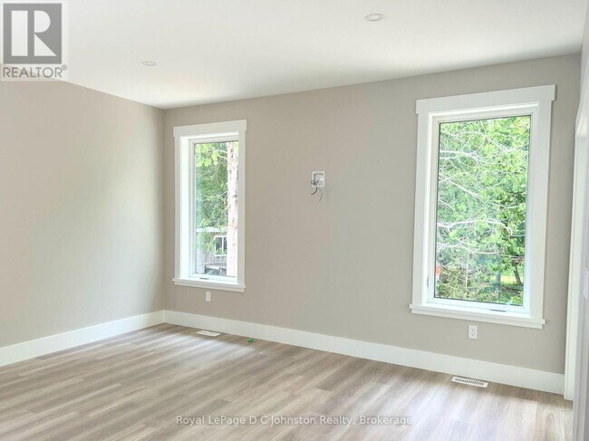 Photo du bâtiment - 1 S Rankin St