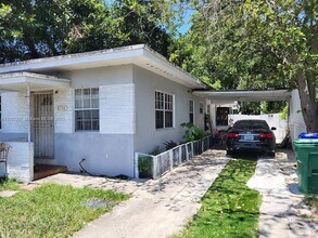Building Photo - 5731 NW 6th Ave