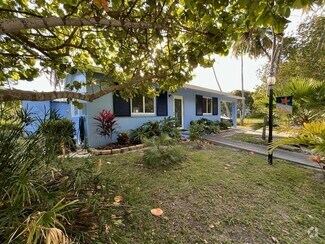Building Photo - 140 N Ocean Ln