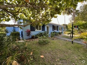 Building Photo - 140 N Ocean Ln