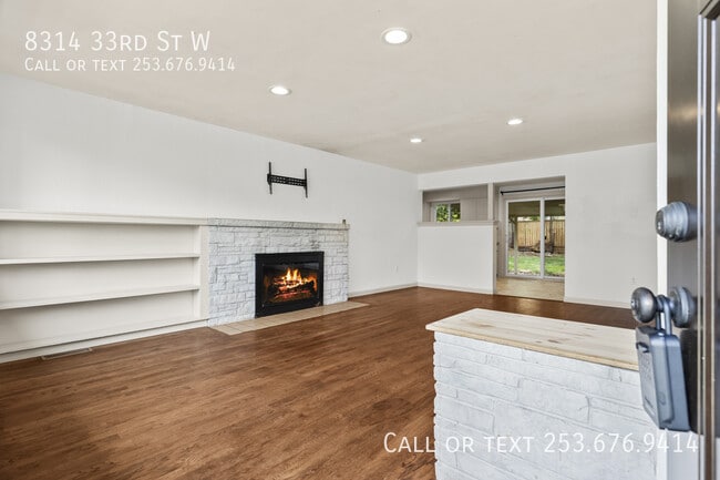 Foto del edificio - 8314 33rd St W