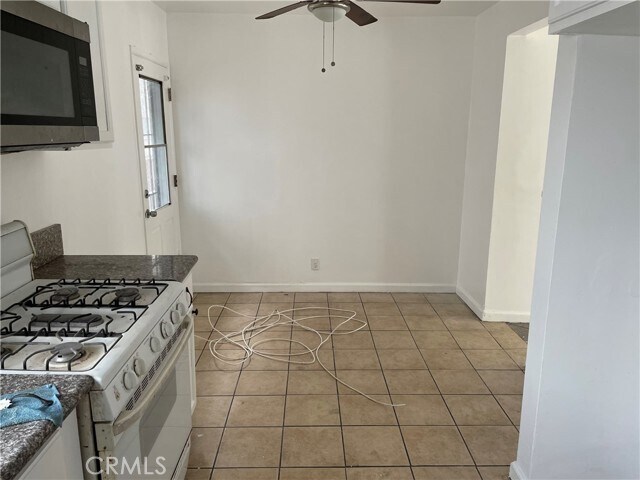Foto del edificio - 1345 Anaheim St