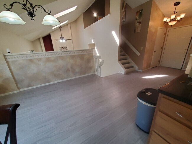 Building Photo - Amazing 3 Bed 2 Bath Home in Briargate!!