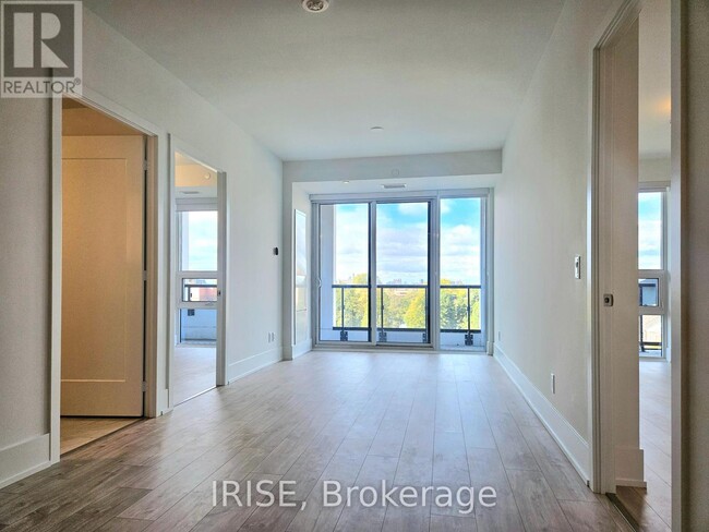 Building Photo - 115 Denison Ave