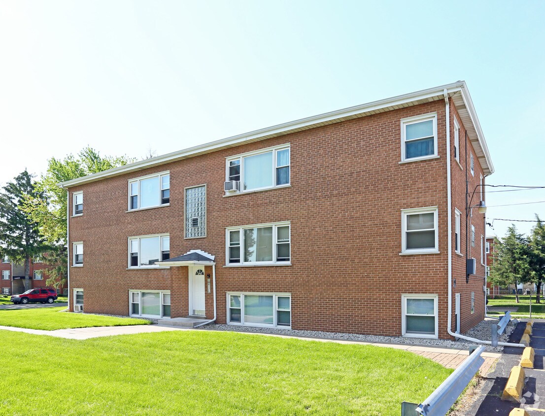Primary Photo - 614 S Iowa Ave