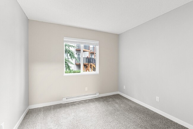 Interior Photo - Cascade Vista