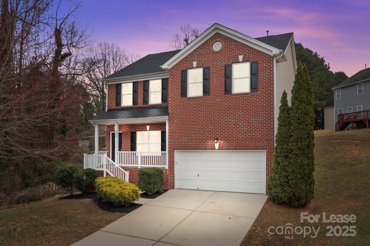 Primary Photo - 302 Flanders Dr