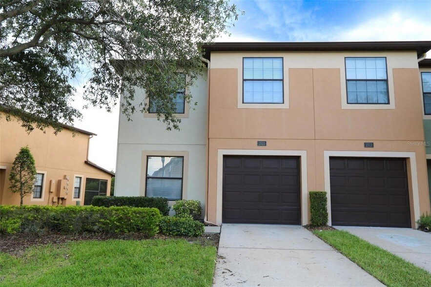 Foto principal - 1515 Water Terrace Ln
