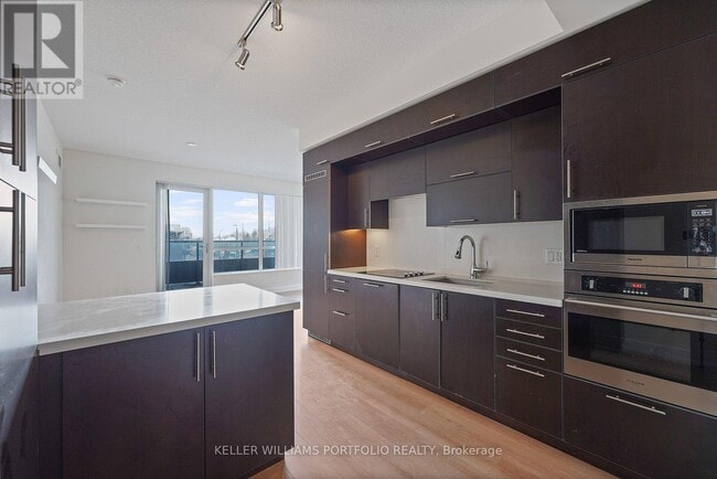 Building Photo - 2 Anndale Dr